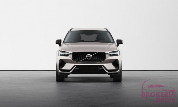 Volvo B4 (D) Plus Dark AT8 AWD