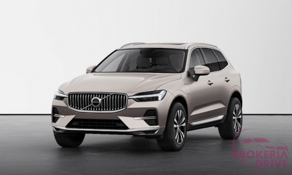 Volvo T6 TwE Core AT8 eAWD