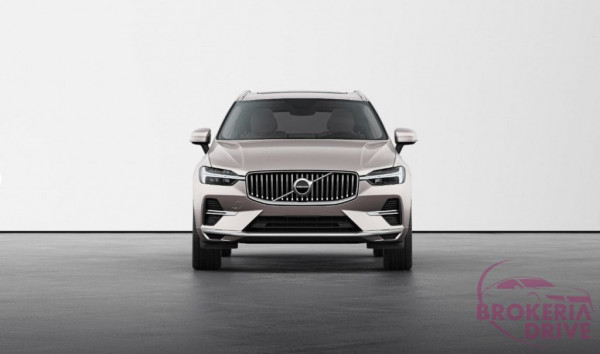 Volvo T6 TwE Core AT8 eAWD