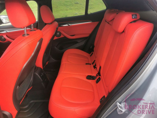 sDrive18i M-SPORT FACELIFT_image_interier_back