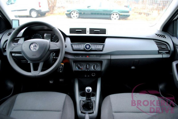 1.4 TDI Active_image_interier_front