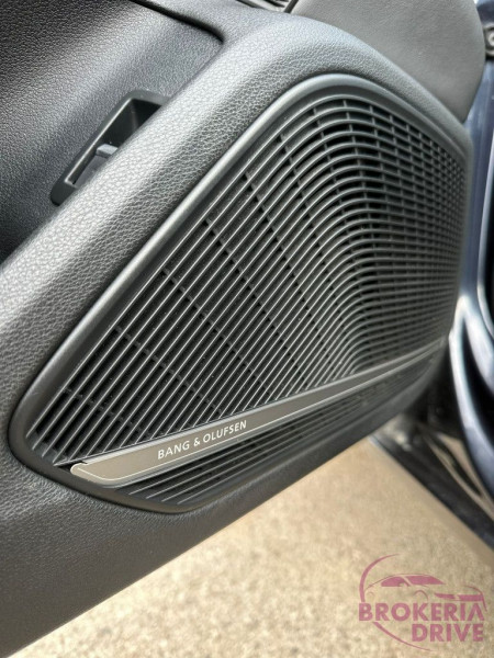 Exclusive 140KW S-tronic Panorama_whatsappimage2025-01-31at14.44.22(4).jpeg