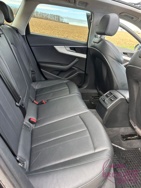Exclusive 140KW S-tronic Panorama_image_interier_back