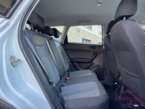 4x4 Facelift 2.0TDi DSG_image_interier_back