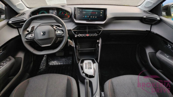 1.2 Hybrid Style 100k e-DCS6 (MHEV)_image_interier_front