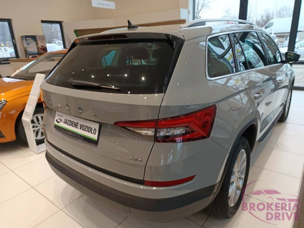 2.0 TDI SCR EVO Style DSG 7st. 4x4_31894281_8.jpg
