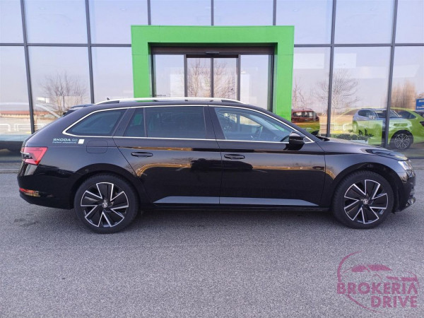Style 2.0 TDi_superb(08).jpg