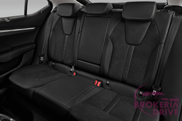 2.0TDI Ambition_image_interier_back