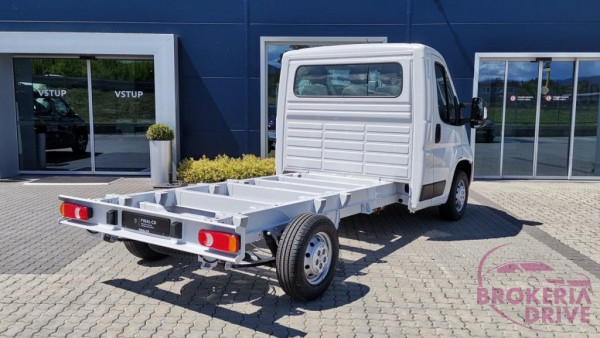 Peugeot 2.2 BlueHDi Šasi 335 L2