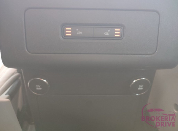 2.0D SD4 HSE AWD A/T_10.jpeg