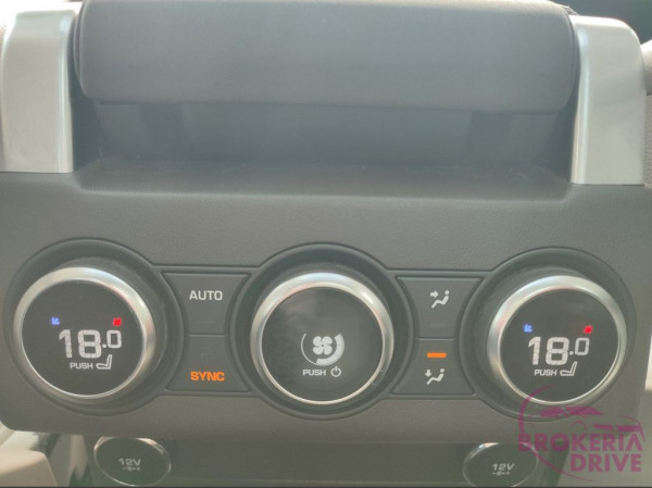 3.0D SDV6 306k HSE AWD A/T_15.jpeg