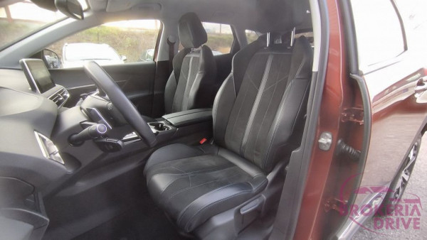 1,5 BlueHDi Allure_peugeot_3008_15_bluehdi_allure-4.jpg
