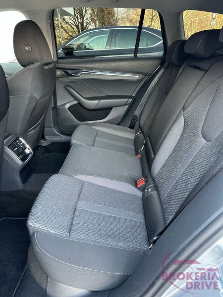 2.0 TDi _image_interier_back