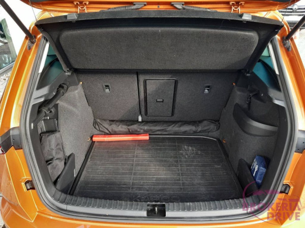 2,0TDI TOUR 4x4 DSG 7st._31957277_31.jpg