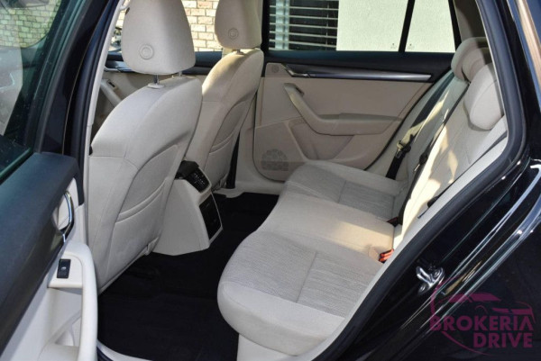 2.0 TDI Style EU6_image_interier_back