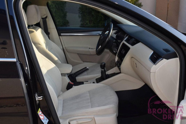 2.0 TDI Style EU6_477130094_1247549760703918_3327960198034778540_n.jpg