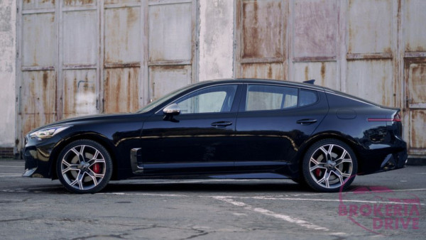 Kia sedan