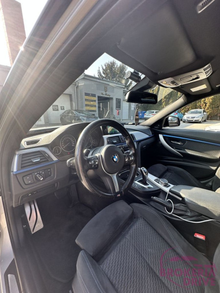 340i xDrive M Sport_image_interier_back