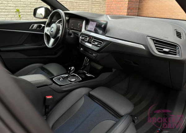 218i, M-SPORT_snimkaobrazovky2025-03-29124224.jpg